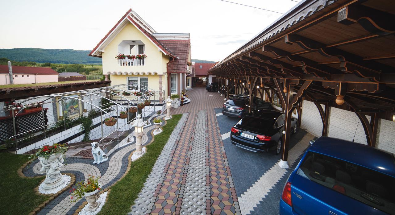 Vila Adr Hotel Sebeş Esterno foto